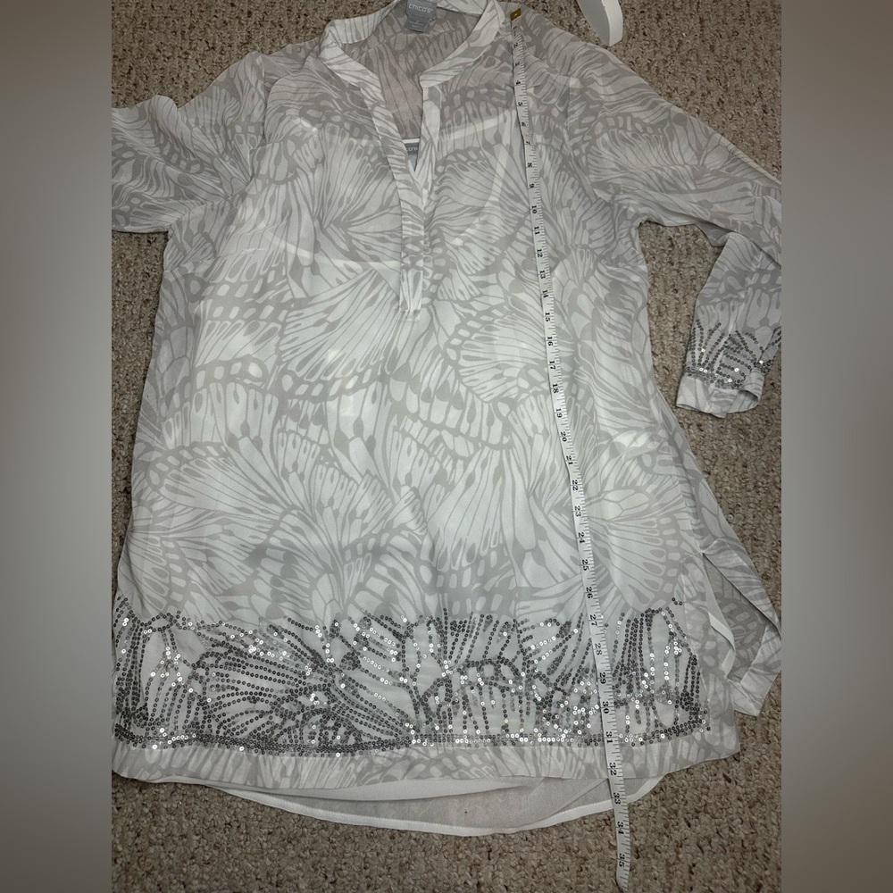 Chicos Blouse Top Women Size 2 12/14 Silver 2pc Blouse Cami Set Sequin Butterfly - Picture 7 of 9